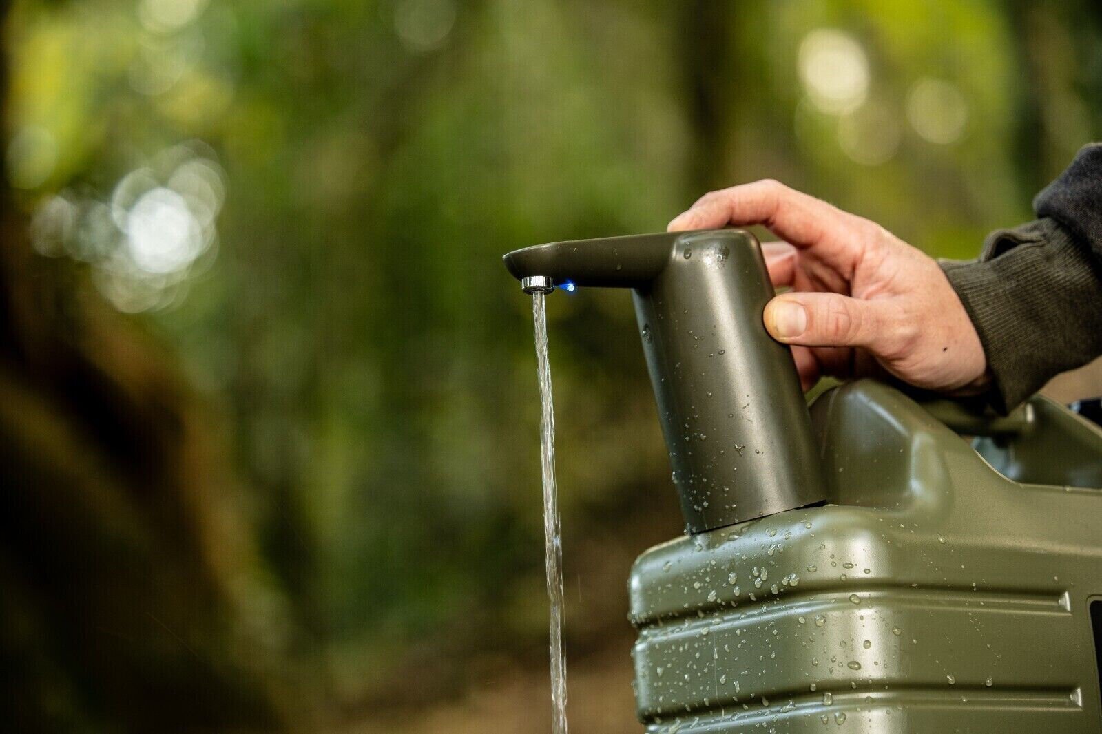 NGT Auto Water Tap - USB Rechargeable NGT Auto Water Tap - USB Rechargeable